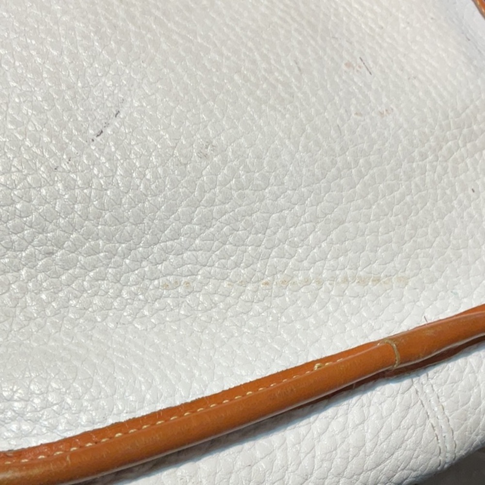 Classic Dooney & Bourke White and Brown Leather crossbody Bag - Picture 13 of 13